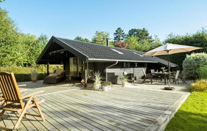 Awesome Home In Føllenslev With Wifi