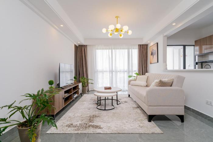 Airy Apartment with Gym, Stunning View in Westlands