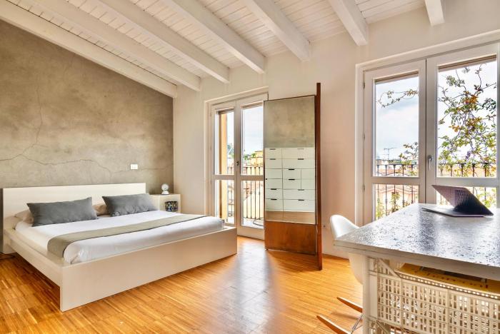 Luxury apartment, open space, Milano centro
