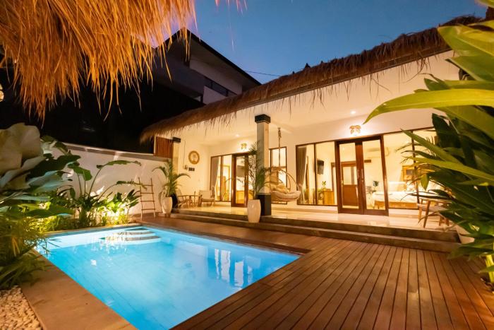 Bubble Villa & Rice field view