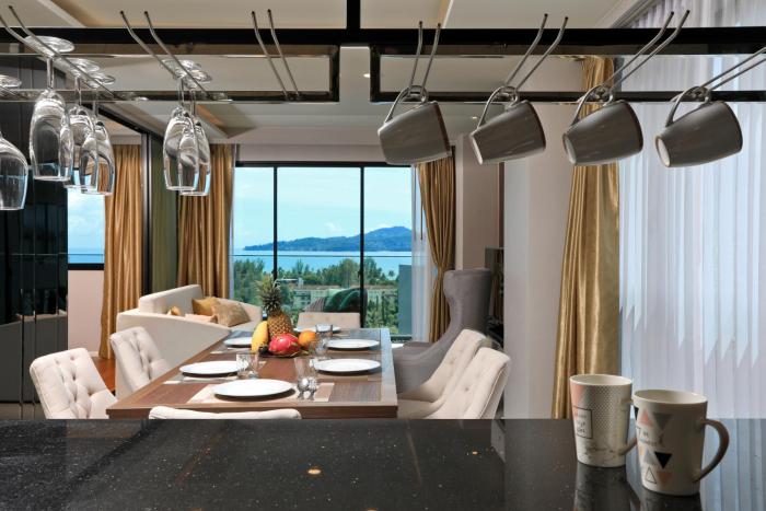 3 bdr SeaView Apartment walking to Surin Beach by CapitalPro