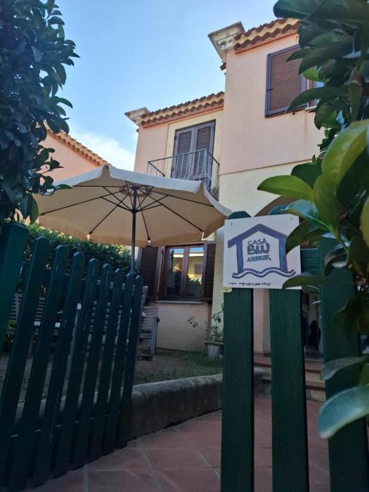 Casa blu Arbatax con giardino e terrazza