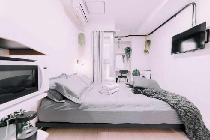 Minimalist Loft Namba Compact Studio with a 24-hour Gym MA303