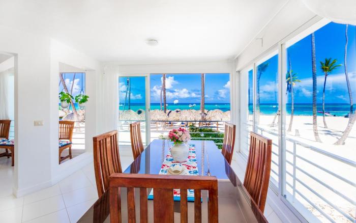 Prime Ocean View Punta Cana Apartments - 3-Bedroom Getaway with Private Terrace on Bávaro Beach
