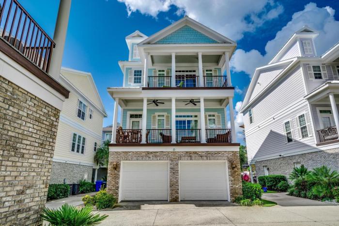 Sands Beach House 317