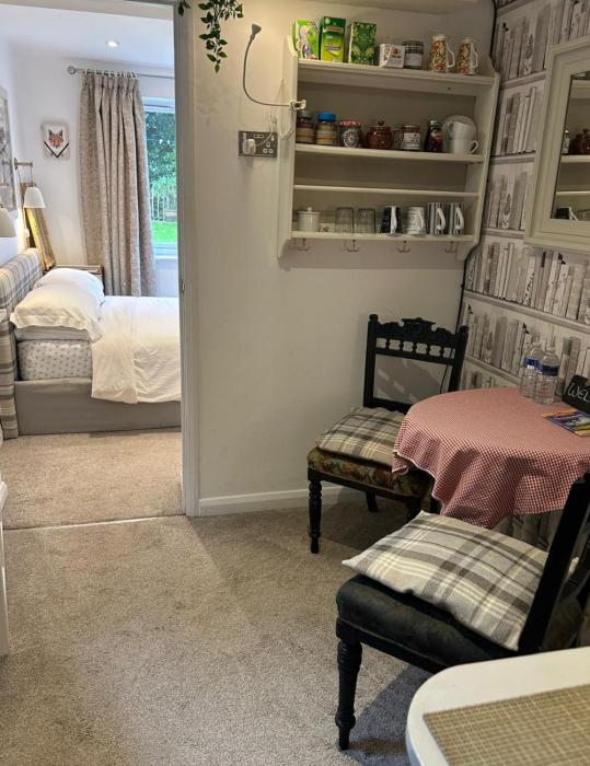 The Guest Suite, Buttsfield Lane.