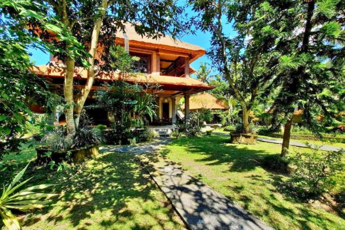 Falguni 1 BR Grand Deluxe Garden View ZN241