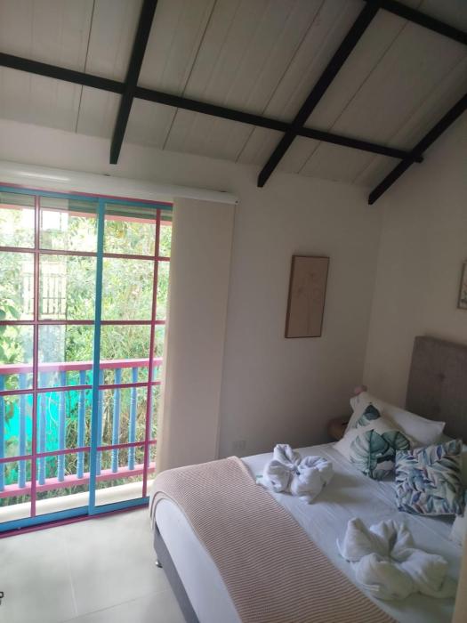 Apartamento amplio cerca al parque Guatape - Pajaros