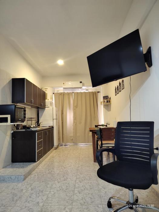 Departamento en Planta baja, centrico, cochera cubierta Sarmiento265apart D5