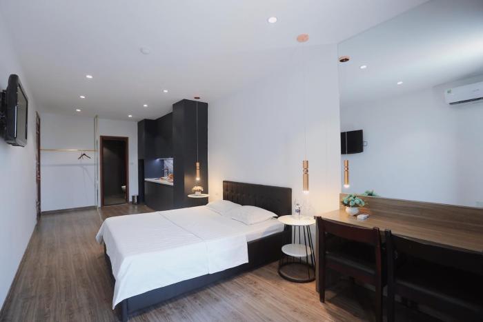 BH Riverside Hotel