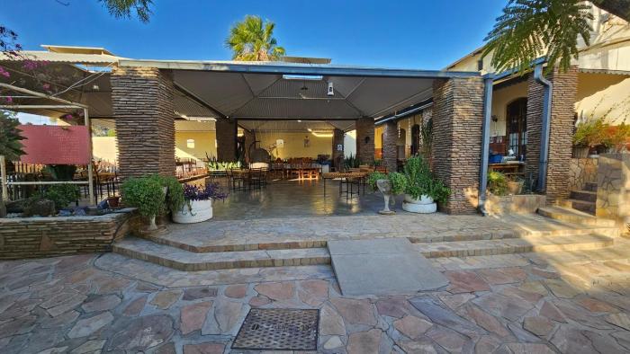 Bahnhof Hotel Usakos