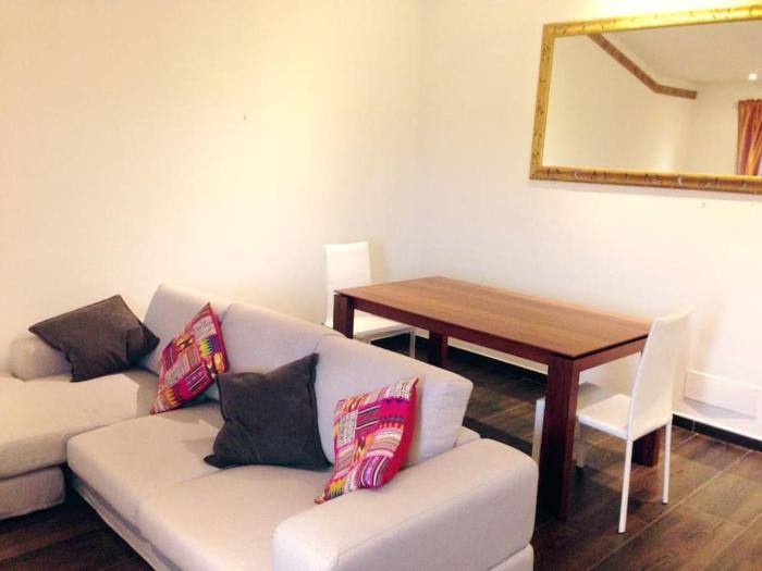 Fashion House Tuscany ARTIMINO