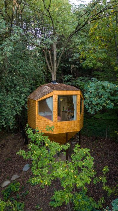 La sat - Ană Năzdrăvană