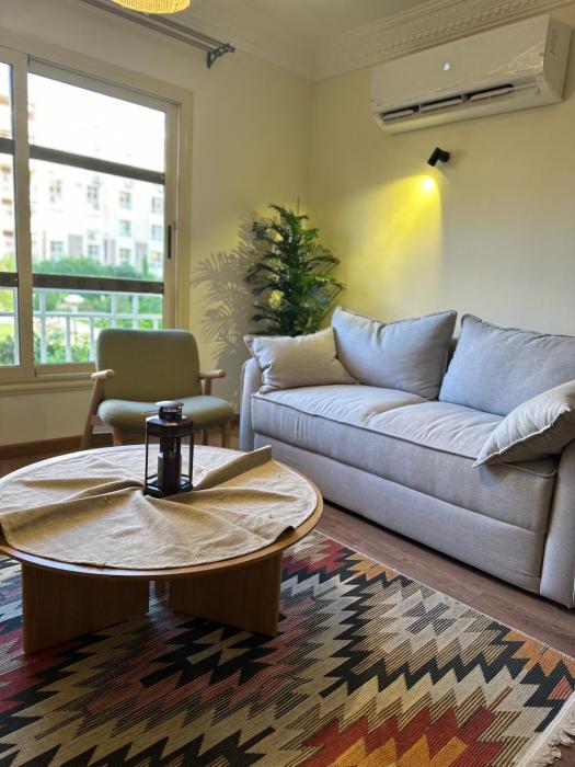 Cozy 2 BR Apartment in Madinaty