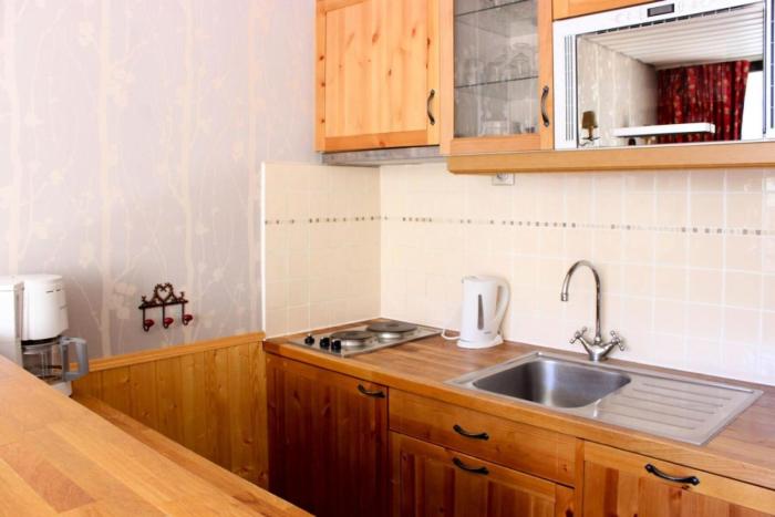 Résidence Serac - CHARMANT STUDIO POUR 3 PERSONNES BIEN EQUIPE AVEC BALCON EXPOSE SUD MAE-7774