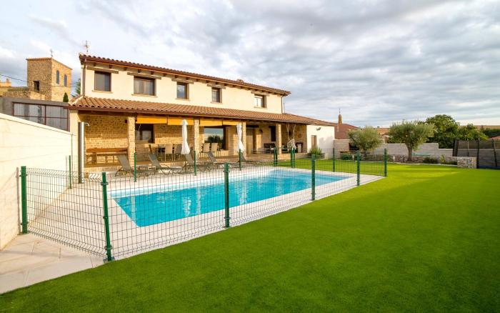 Casa Rural: La Tarara