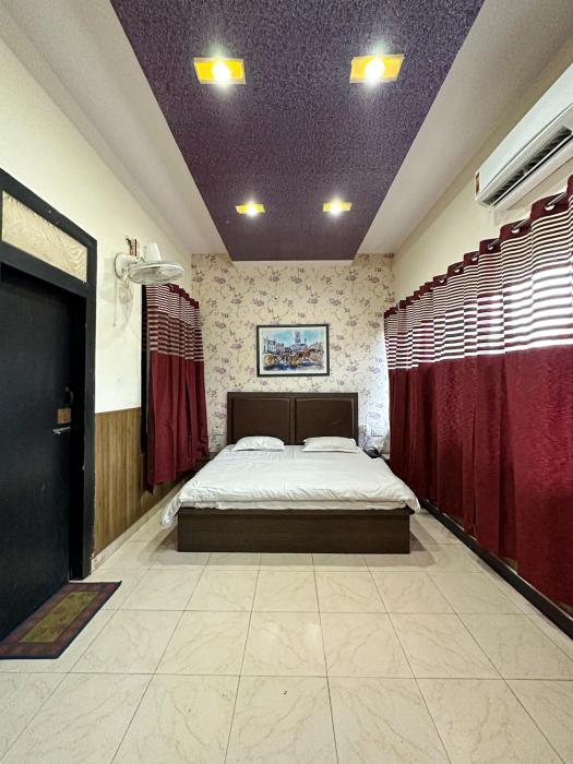 Hotel ACE