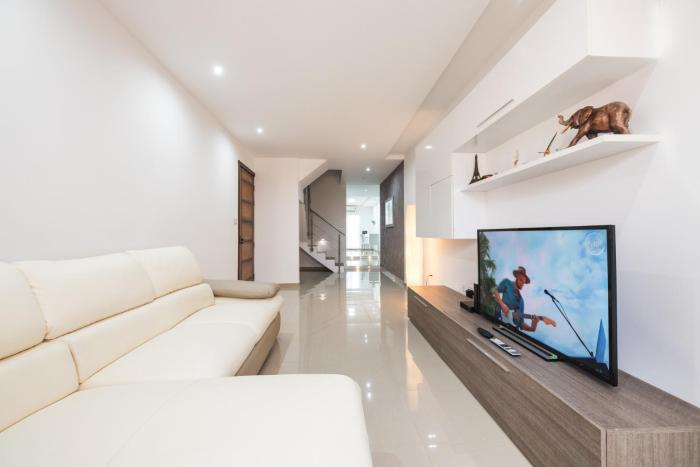 Spacious 2 bedroom apartment