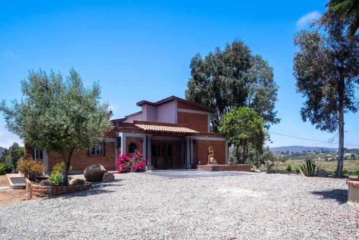 NEW Beautiful Home at Valle with Jacuzzi & BBQ