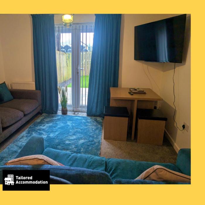 A Swansea Getaway - 3 Bedroom Home with Hot Tub