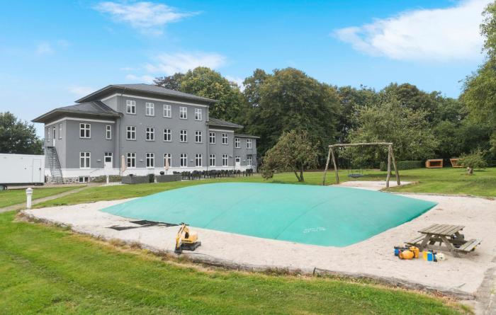 Lovely Home In Brørup With Wifi