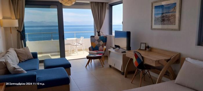 Endless Blue - Rafina Seaview Apartment