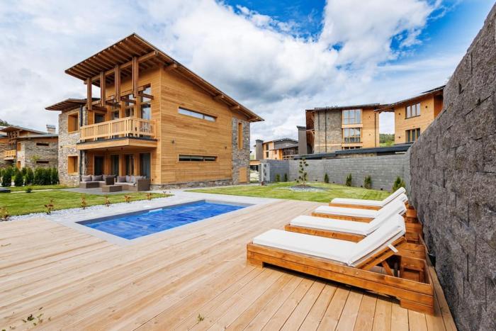 Prestigious Luxury Villa with private pool in the heart of Pirin