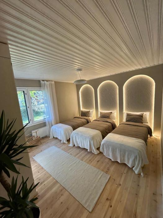 The Luna Lounge, villa with sauna