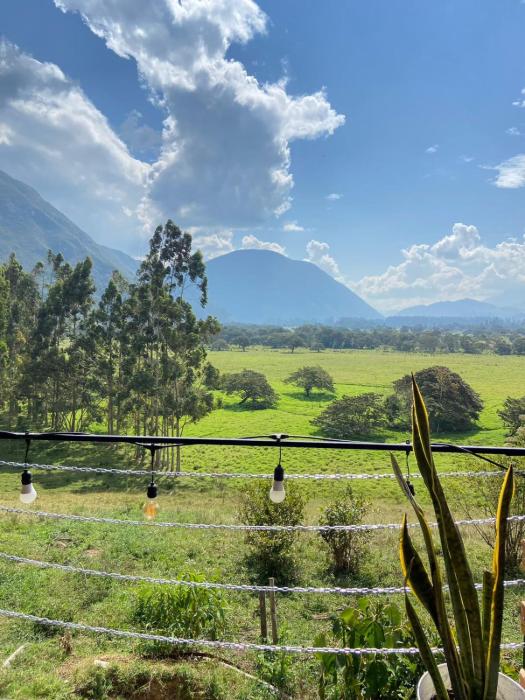 Cabaña1 con hermosa vista al valle