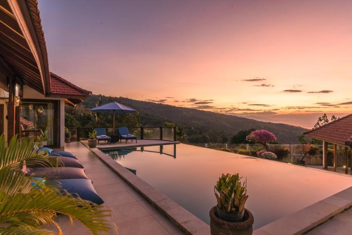 Villa Mia with Amazing Pool