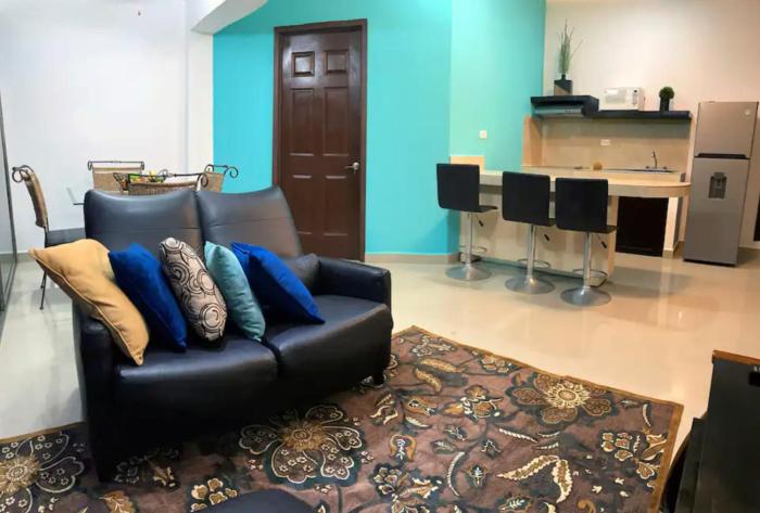 A unas cuadras del muelle, restaurantes & lifestyle