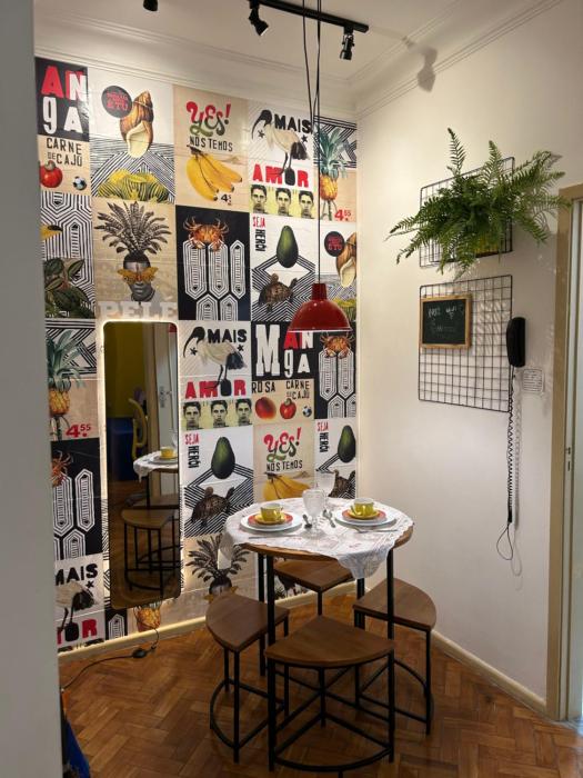 Pé na Areia na Quadra Praia Copacabana melhor localização Rio WiFi 100Mb