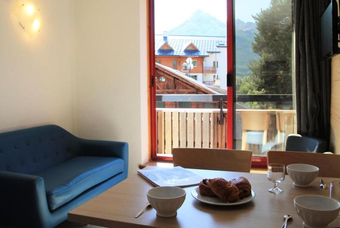 Résidence Relais De La Guisane - Appartement lumineux · Proche des remontées mécaniques · coin montagne MAE-0334