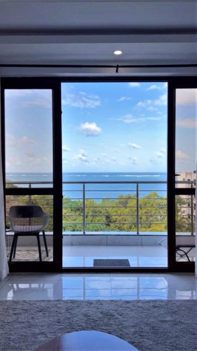 THE NEST, Oceanfront Serviced Apartment in Nyali - with Panoramic Ocean view