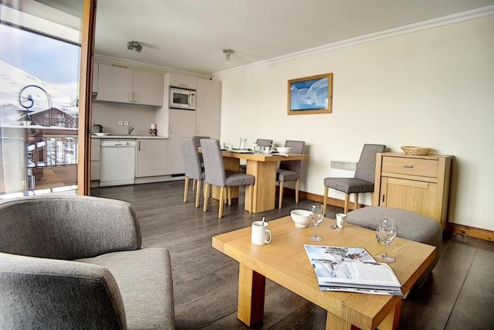 Résidence Les Cristaux - Appartement confortable et rénové · Proche des pistes · Balcon · Sauna · Hammam · WIFI MAE-0674