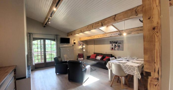 Résidence Helios - Appartement de belle capacité, au calme, proximité centre MAE-2521