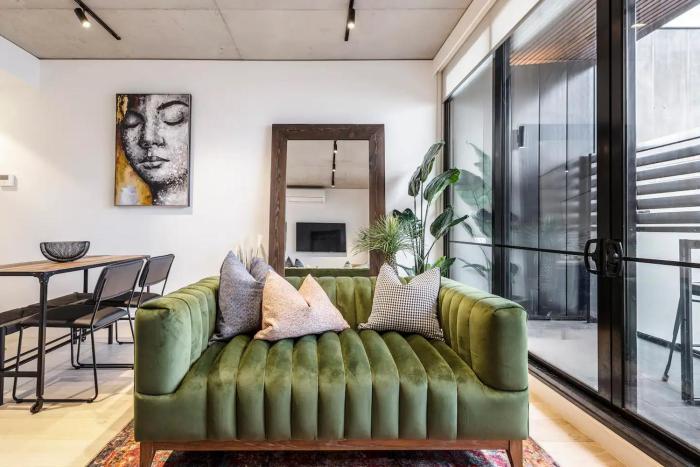 IndustrialStyle Pad in Cool Grungy Neighborhood