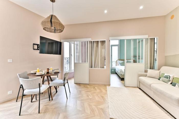 Appartement paisible proche Parc Monceau - V