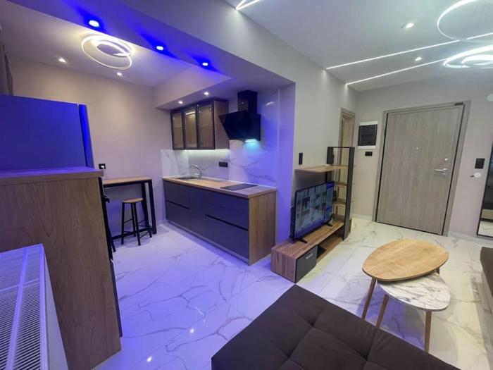 Lydia Luxury Apartment by the Sea