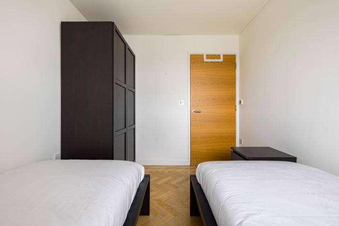 Spacious, Modern 3-Bed Home