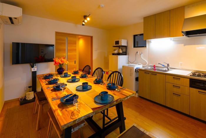 Sakae, Hibiki - Vacation STAY 17694