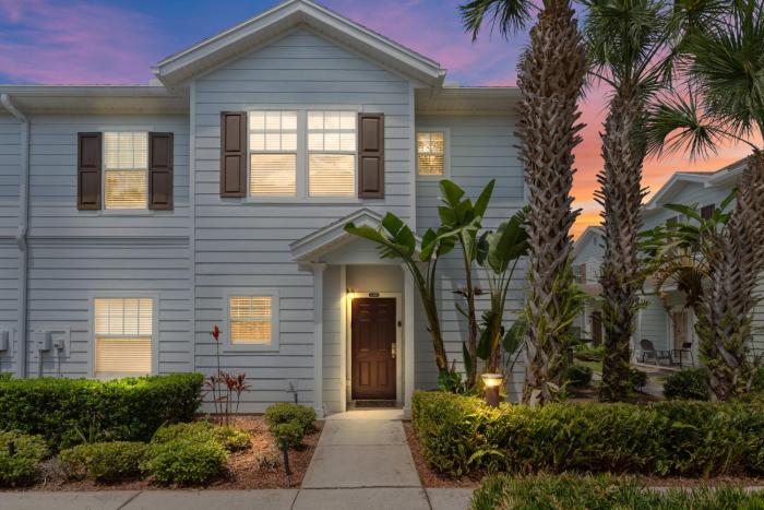 Cozy 4Bedrooms At Lucaya- 7 miles from Disney