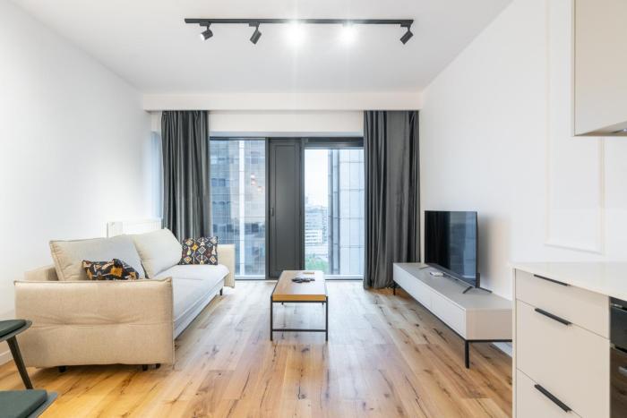 Global Park Deluxe Studio by BookingHost