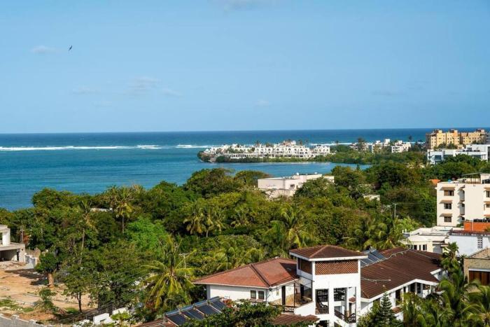 Modern Luxury with Rooftop Seaview, Nyali Mombasa