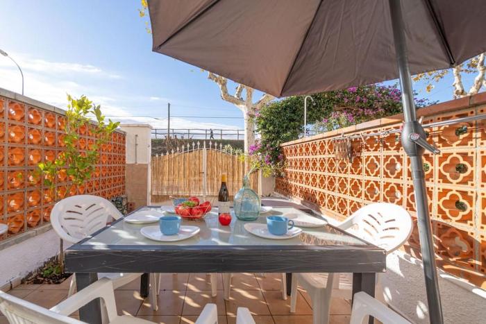 HOUSE DUPLEX in the beach with BARBAQUE & two TERRACES one with VIEWS