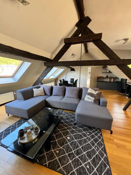 Lovely loft for romantic getaway or family trip