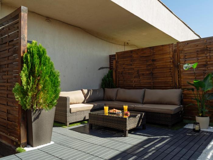 Sunset Rooftop Apartment Near Baba Novac