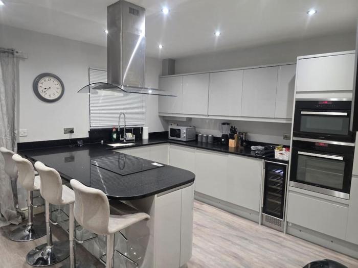 Beautiful AND Cosy -Home Sweet Home