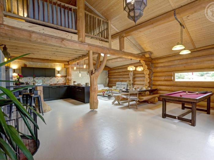 Gîte de Charme avec Jacuzzi dans Monts du Forez - FR-1-496-313