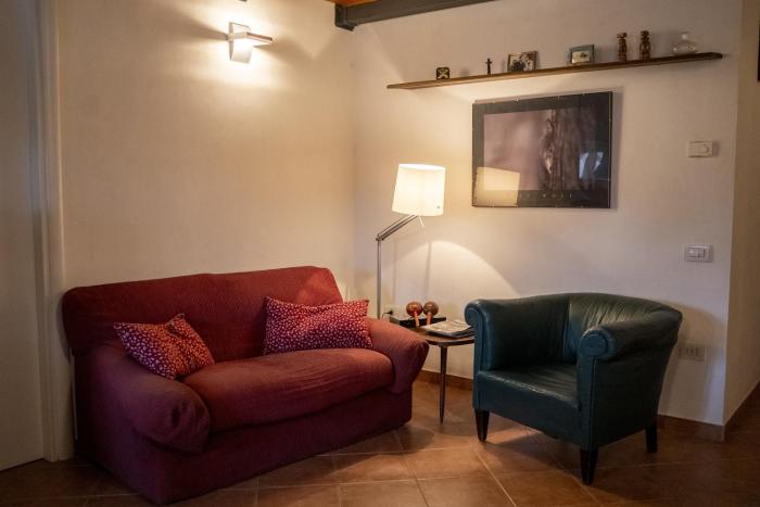 Via Cairoli by Ospitaci